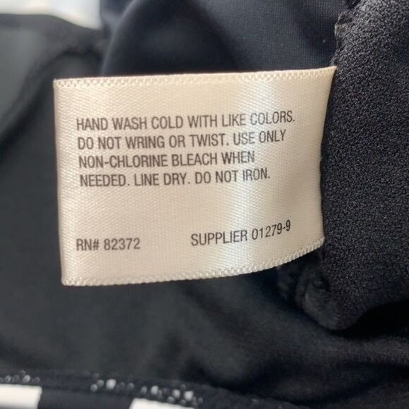 St. John’s Bay Tankini Top - Black & White Polka Dots, Molded Cups, Size 16 - Picture 5 of 6